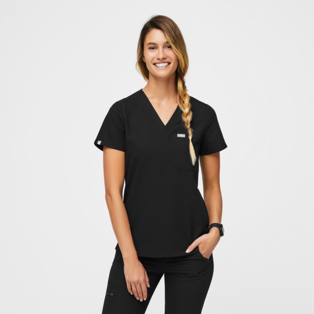 Figs Catarina One-Pocket Scrub Top Black XXS
